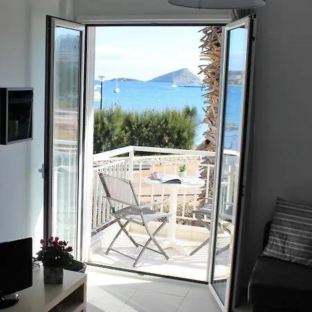 Mare Blu By The Sea. Apartment Porto Rafti